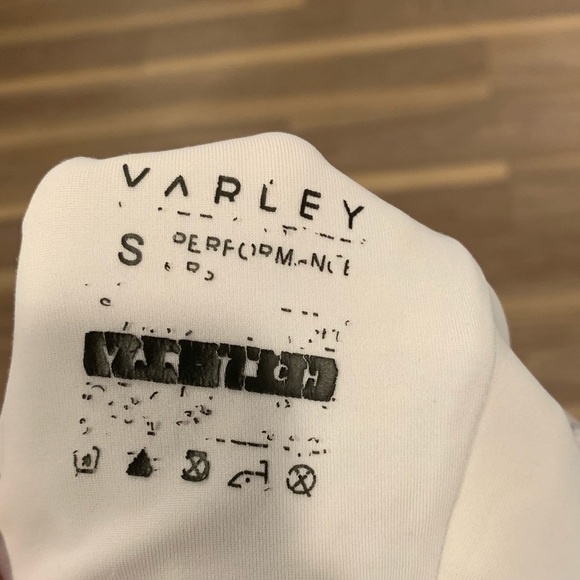 Varley Snakeskin Mesh Long Line Sports Bra - Picture 3 of 3